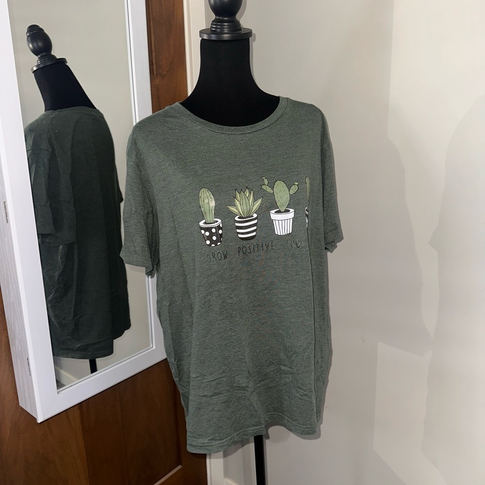 Green Graphic Cactus Tee - 'Grow Positive Thoughts'